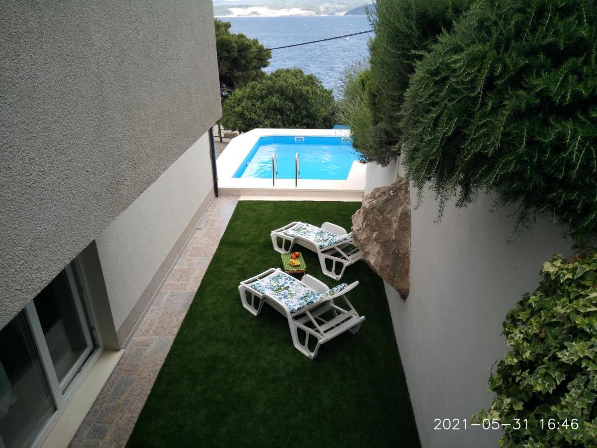 Private Pool And Sea View Apartment Omiš Dış mekan fotoğraf
