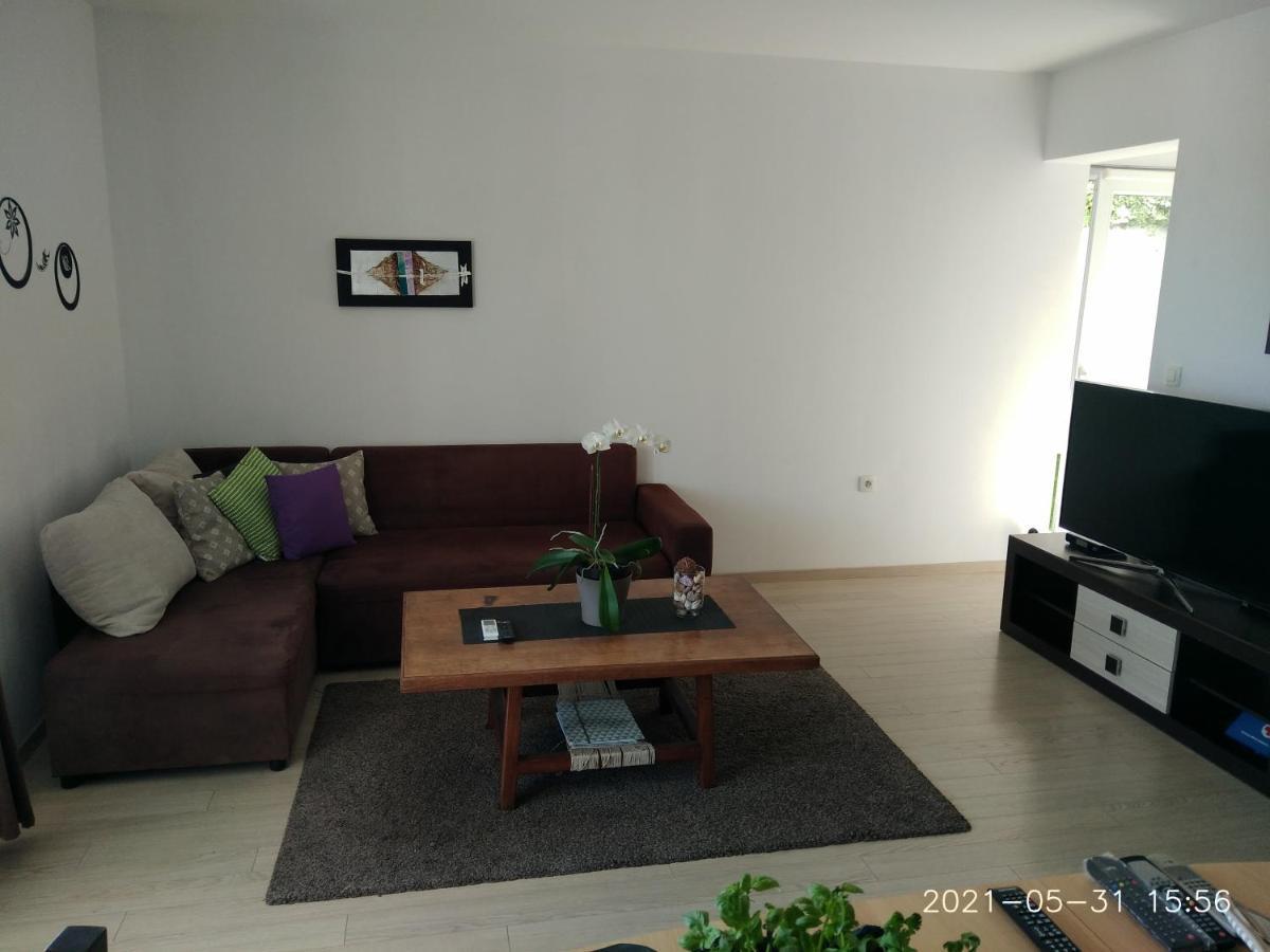 Private Pool And Sea View Apartment Omiš Dış mekan fotoğraf